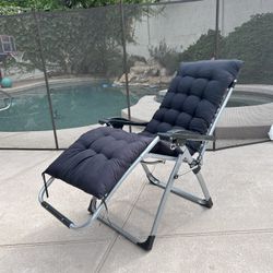 Lounge Chair With Cushion 