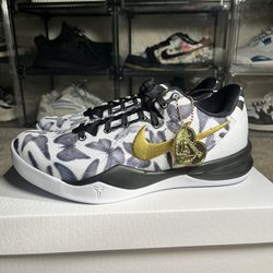 Size 10 - Nike Kobe 8 Protro Mambacita