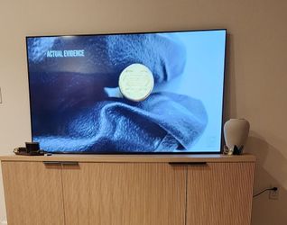 Samsung 65" UHD 4K Smart TV