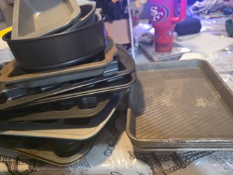 Baking pan lot