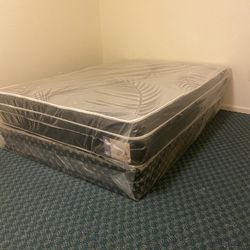 Queen Mattress Come With Free Box Spring - Free Delivery 🚚 Today To Reasonable Distance 