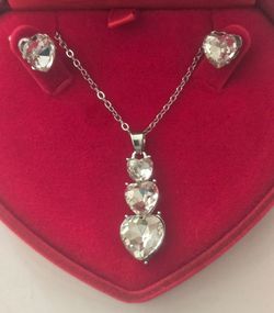Heart Shaped Earrings And Necklace Set