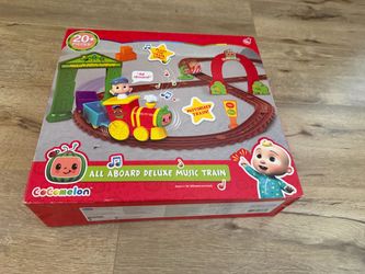 CoComelon All Aboard Deluxe Music Train Set New