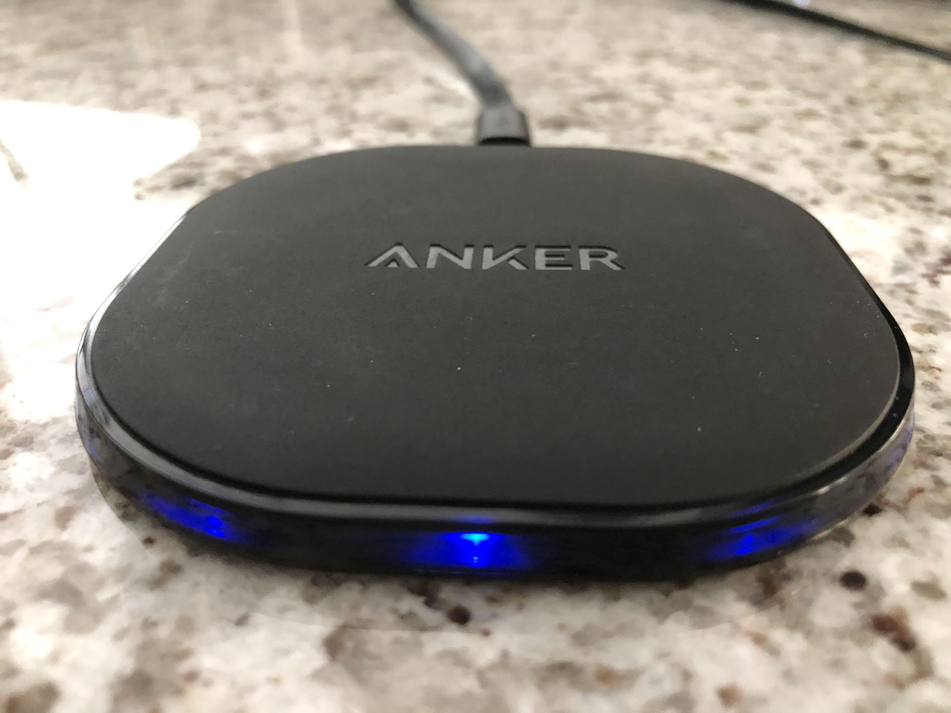 Anker AK-A2513011 PowerPort Wireless 10 10W Wireless Charging Pad