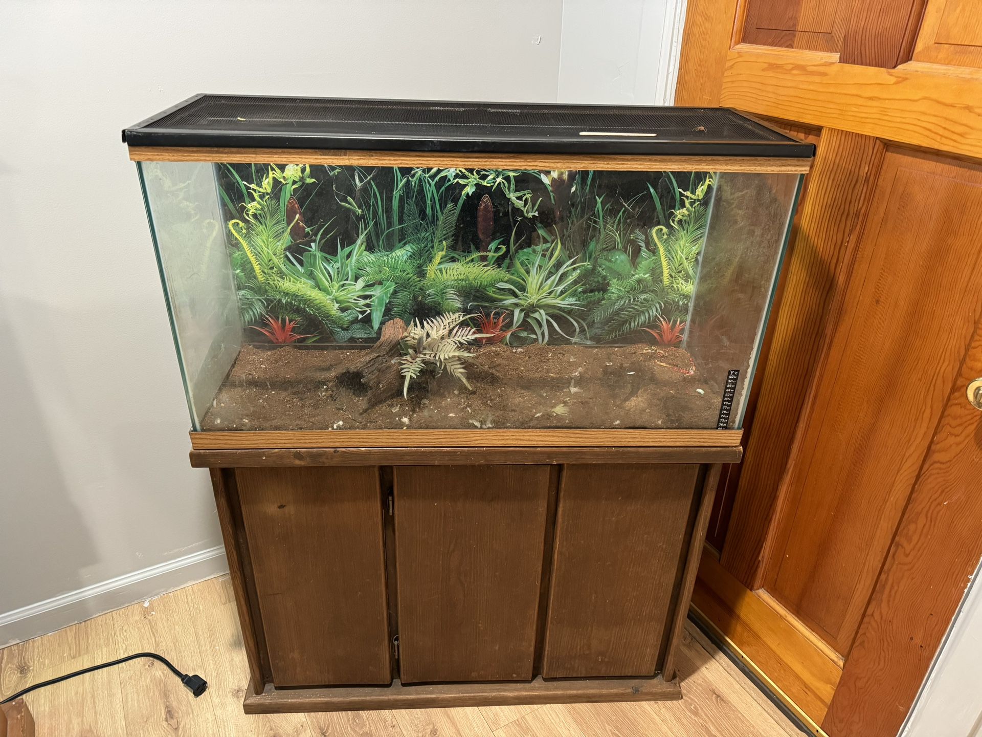 30 Gallon Tank With Stand 