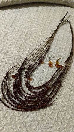 Necklace and jewelry set