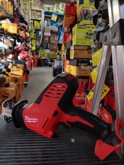 MilwaukeeM18 Cordless Reciprocating Saw (Tool Only)