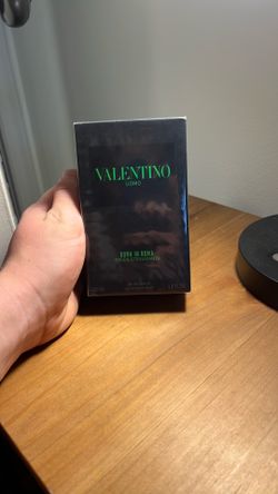 Valentino born in Roma green