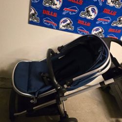 Meteor Stroller - Navy / Silver Frame