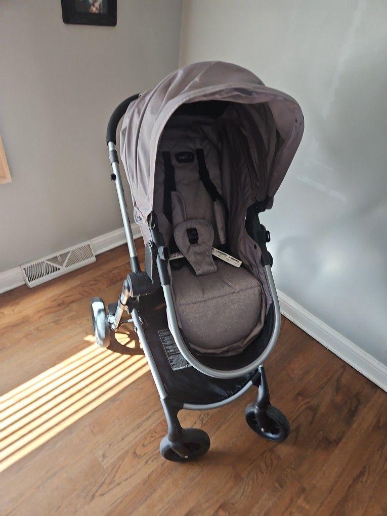 Evenflo Baby Stroller (Used)