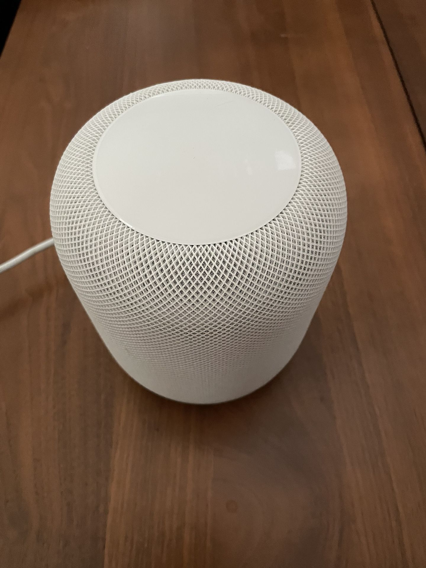 Apple HomePod (1st Gen) – Space Gray – Unused, Excellent Condition – Amazing Sound!