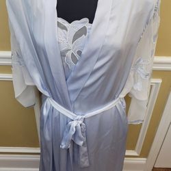 Natori Blue Robe And Nightgown Set Size Medium 