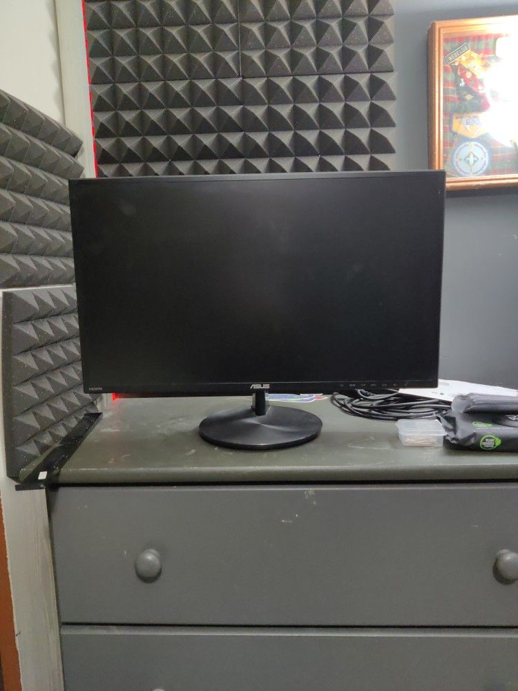 Asus 24" 1080p 60hz LCD Monitor
