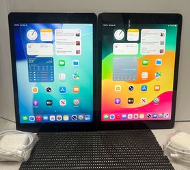 Lot of 2 Apple iPad 9th Gen 64GB WiFi 10.2” iPad—Space Gray iOS 26 complete with Lightning cables and Apple Chargers