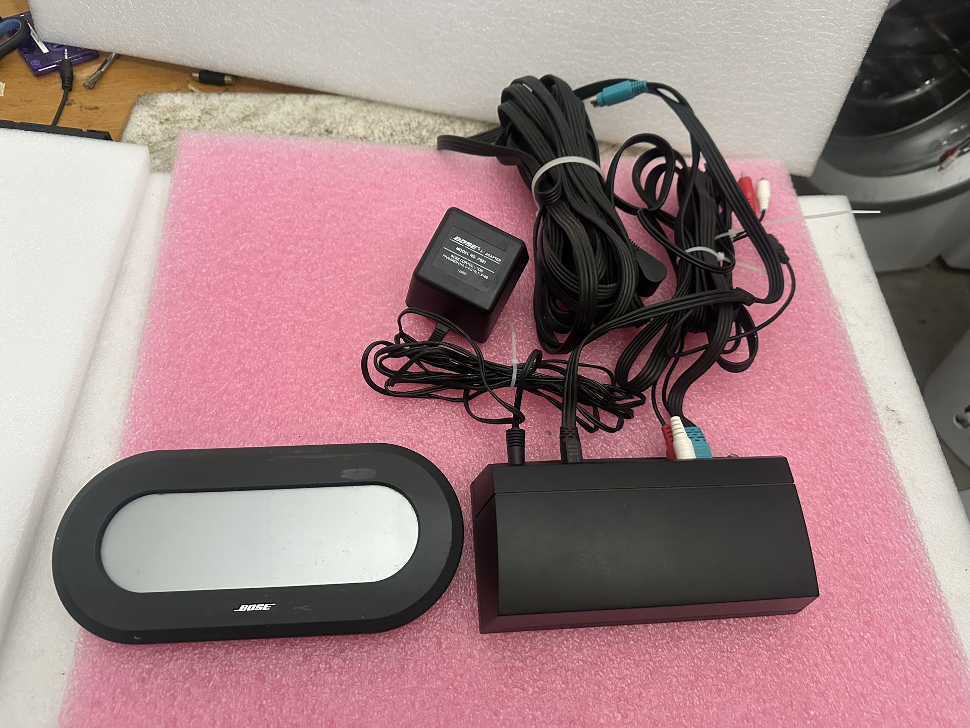 Bose M1 Multi-Room Interface + P1 Remote, Manual And Cables