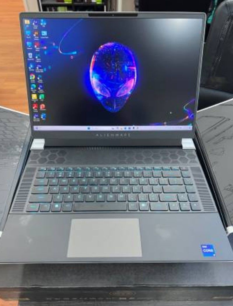 New Alienware M16