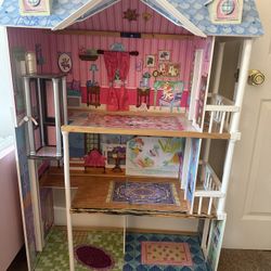 Doll house