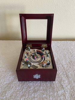 Christmas Train Scene Music Box with Snowflake Detail