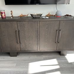 Sideboard 