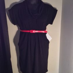 Black dress with side pocket and red belt
