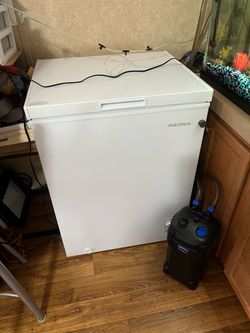 Small deep freezer