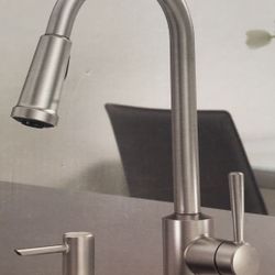 Pull down Kitchen faucet