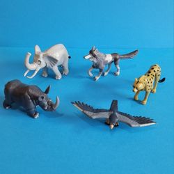 Wild Kratts Toys 5-Piece Collectible Action Figure Set