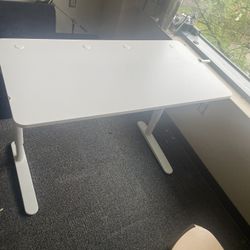 IKEA Relatera Standing Desk 