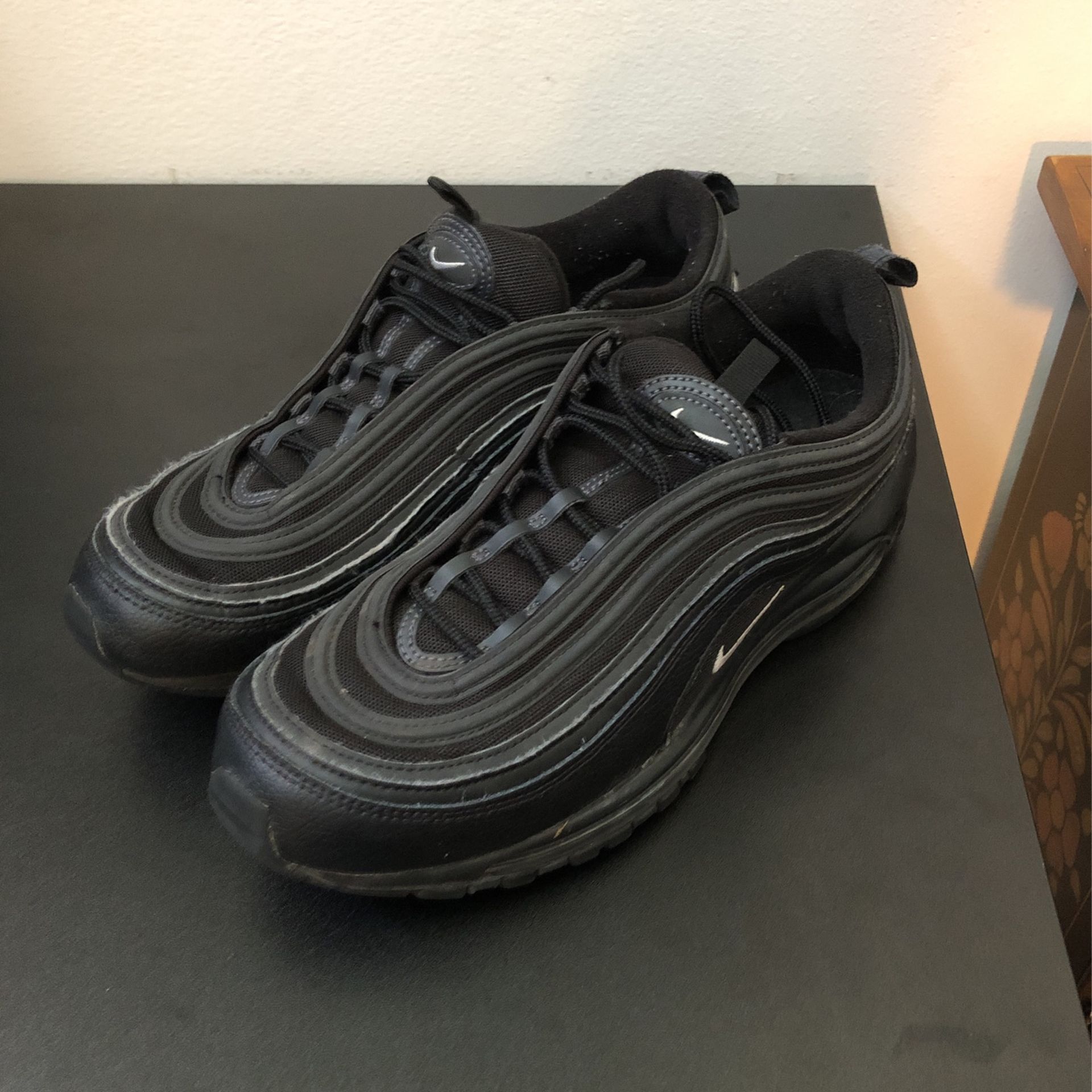 Nike Men’s AirMax Size 9.5