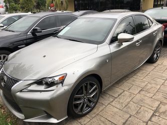 2016 Lexus IS200