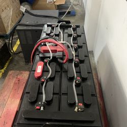 Mobile Forklift Battery Repair