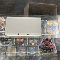 New Nintendo 3DS $300 Gamehogs 11am-7pm