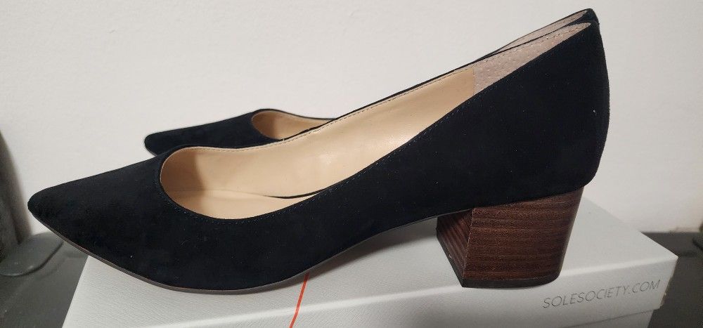 Women's Suede Shoes Size 9.5M New