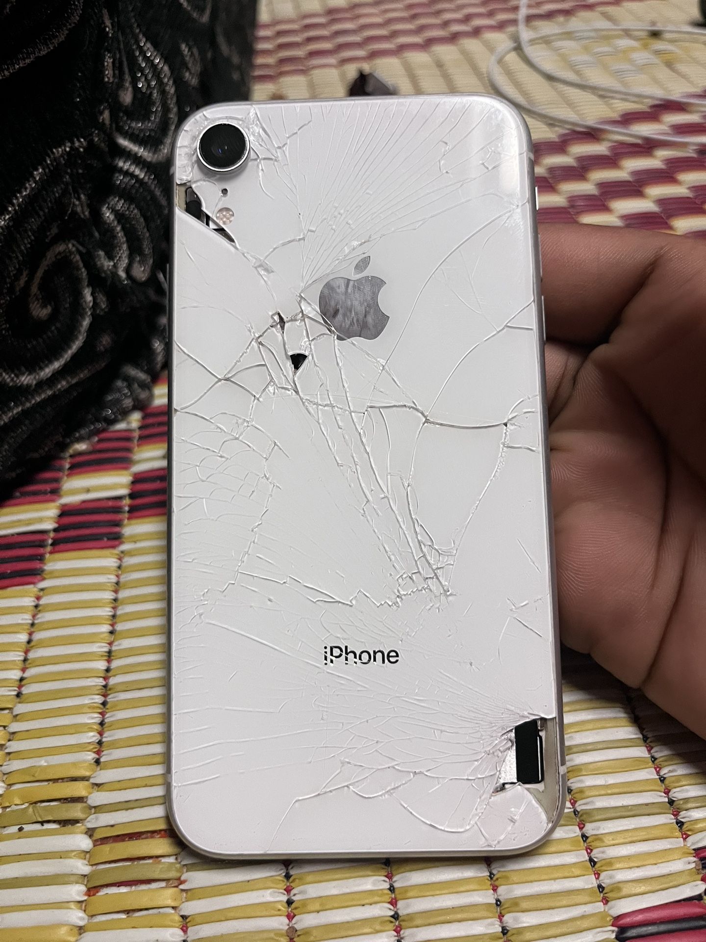 iPhone XR (for Parts)