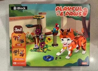 iBlock Playful & Paws 3-in-1 Building Set