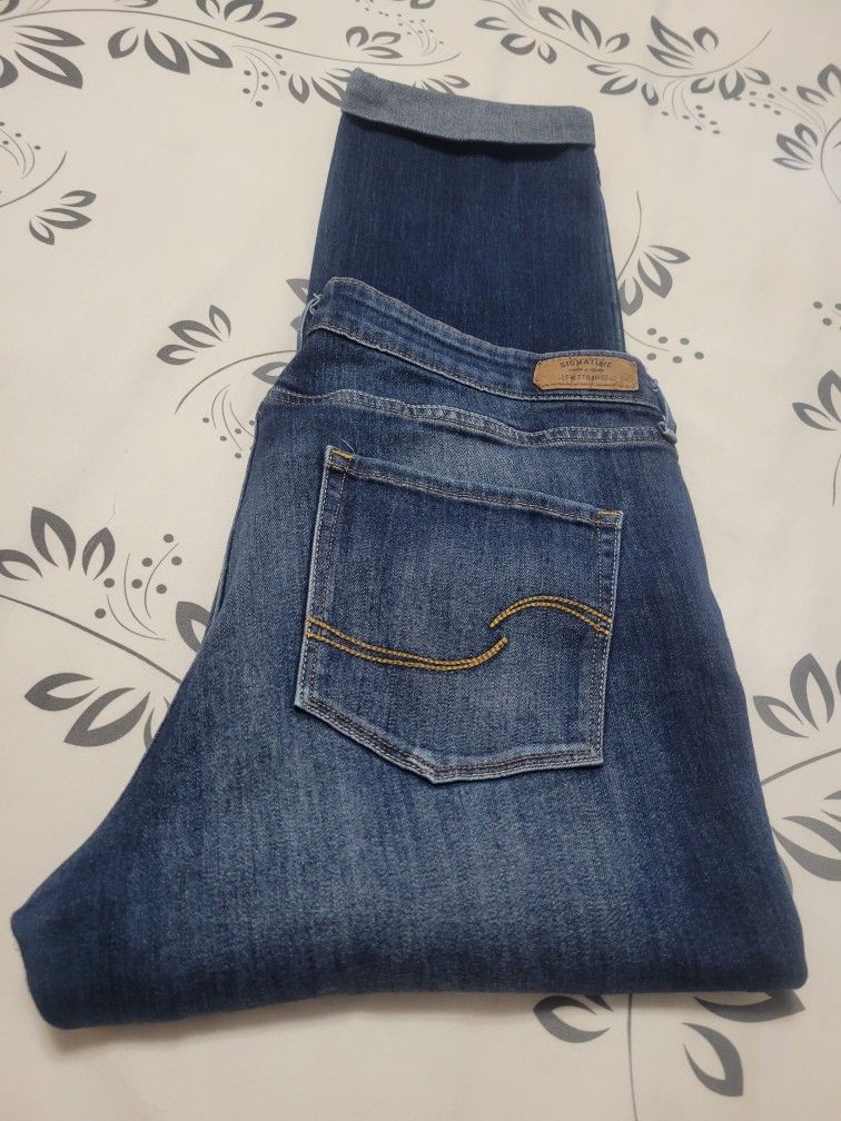 Woman's LEVI'S Jeans