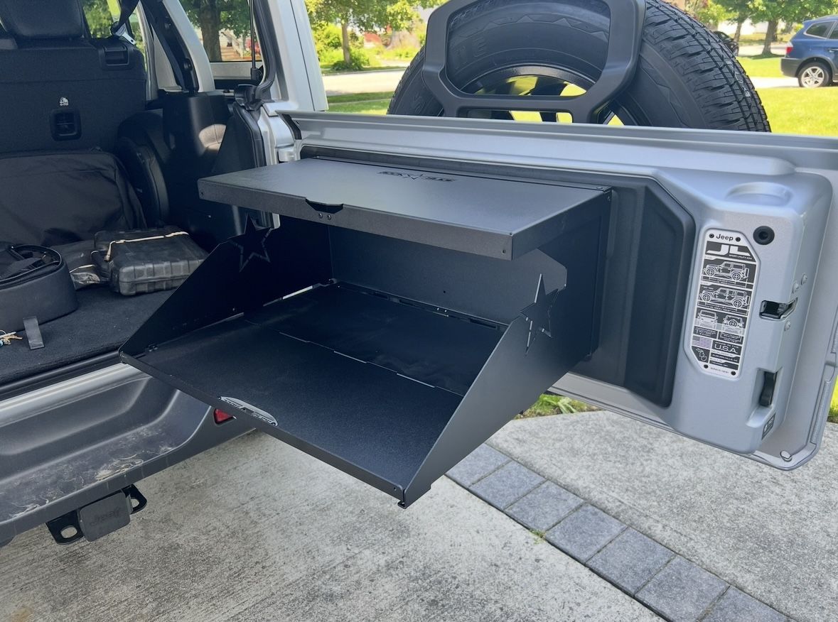 Rock Slide Trail Tailgate Table