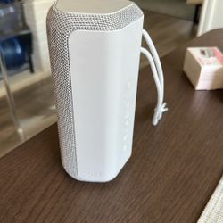Sony Portable X-Series XE200 Bluetooth Speaker
