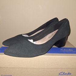 Clarks Black Suede Womens Heels Size 10