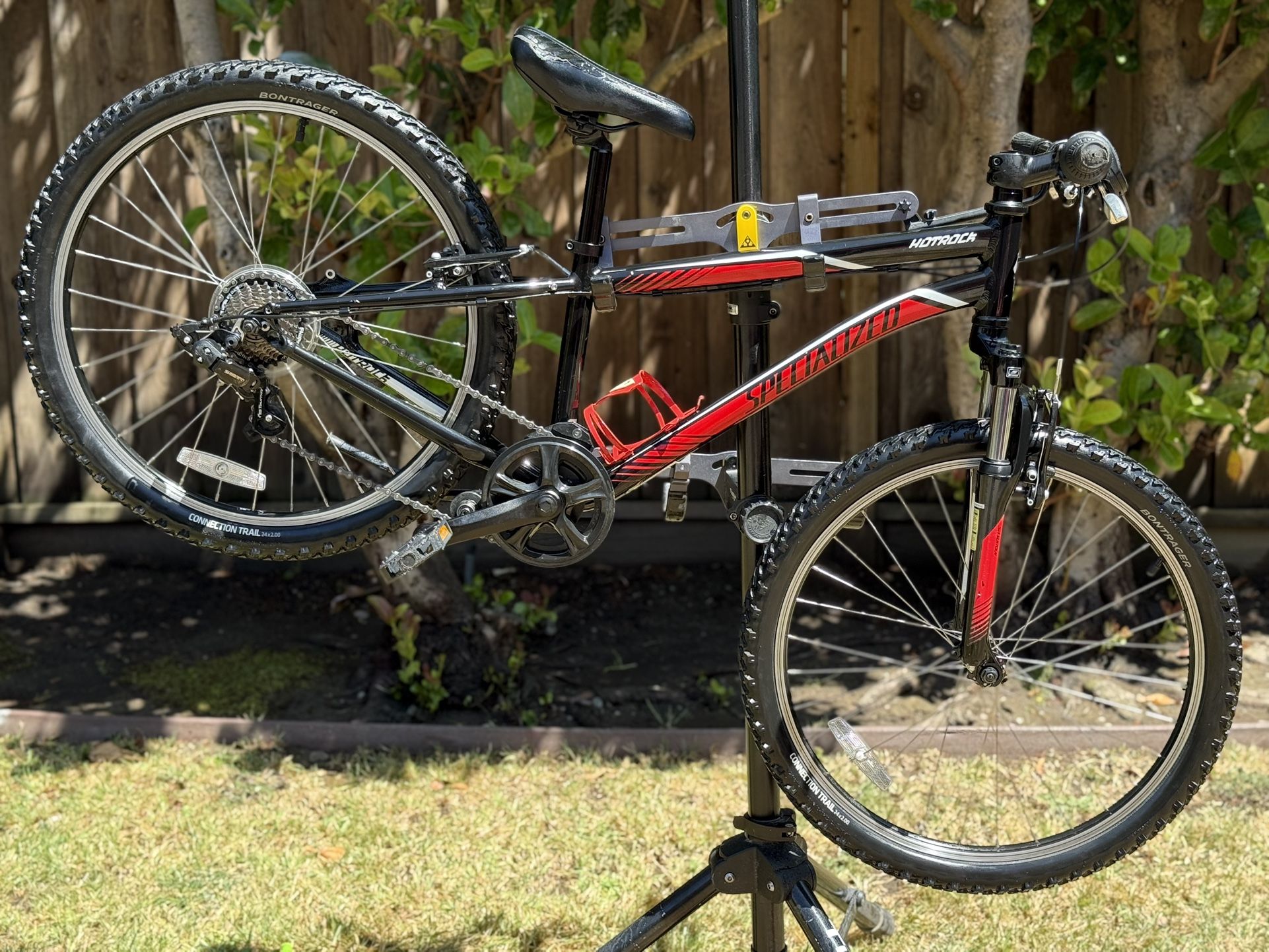 Specialized Hotrock 24 inch MTB