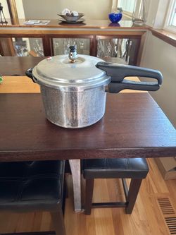 Pressure Cooker (West Seattle, Alaska Junction)