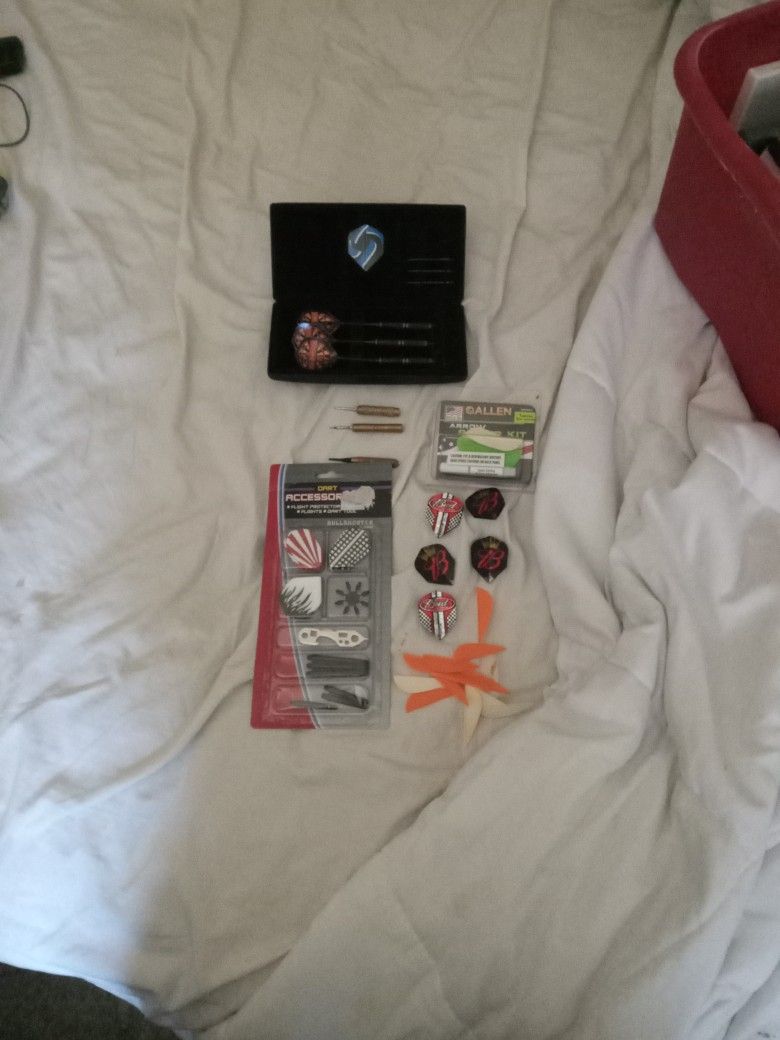 LAZER DARTS AND ACCESSORIES AND CASE AND EXTA STUFF