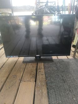 45 inch to 50 inch Vizio Smart TV with remote
