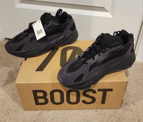 Yeezy Boost 700 V2