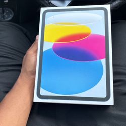 iPad 10th Generation 64 Gig