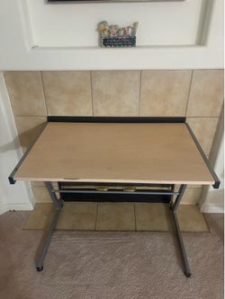 Table/desk