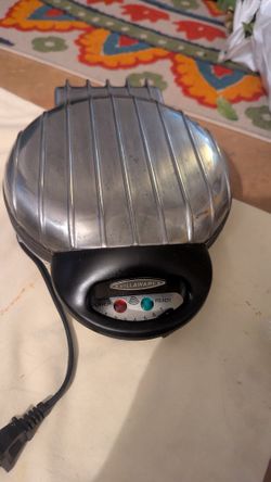 Villaware Waffle Maker 