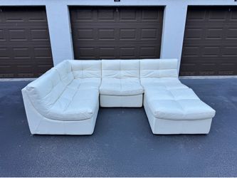 Sofa/Couch Sectional - Z Gallerie - Ivory - Delivery Available 🚛