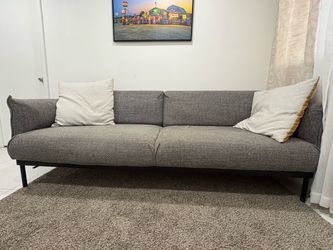 Sofa and arm chair / Sofa y sillon gris