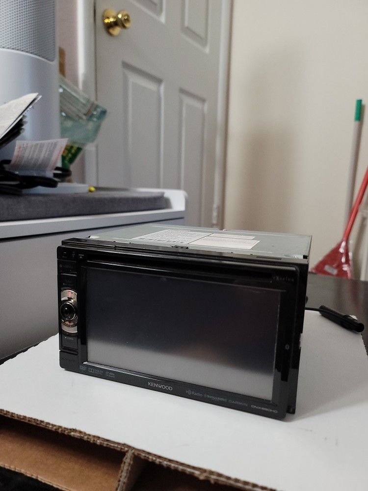 Kenwood Excelon Dnx 690HD